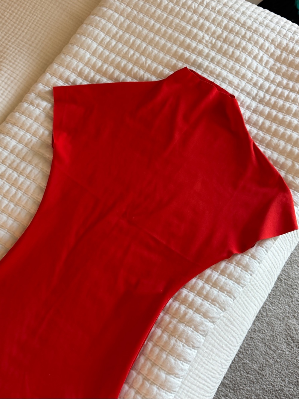 Red Women’s bodysuit from zara